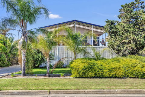 Zephyr Shores - Darwin Tourism 2