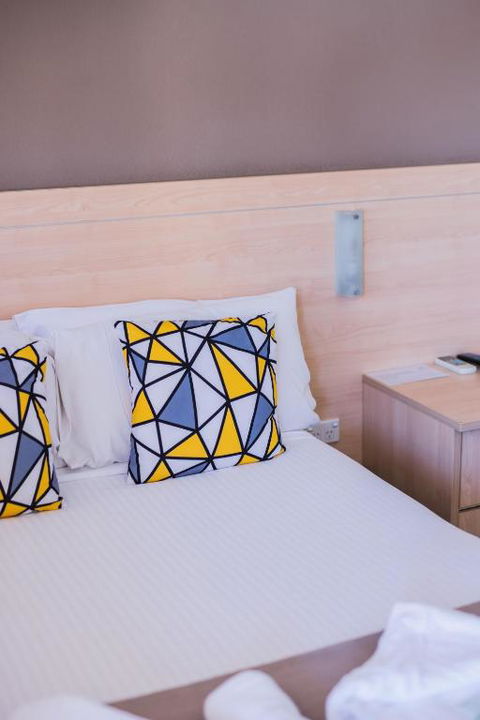 Hotel Canobolas Motel & Units - Darwin Tourism 5