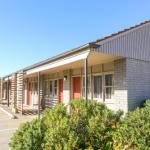Hotel Canobolas Motel & Units - Darwin Tourism 0