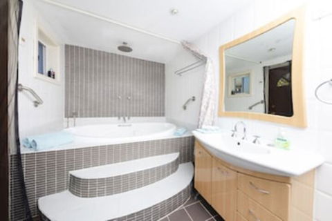 La Casa - Darwin Tourism 0