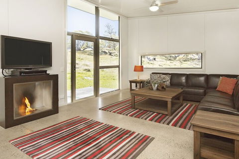 Ecocrackenback 12 'Sustainable Chalet Close To The Slopes.' - Darwin Tourism 3
