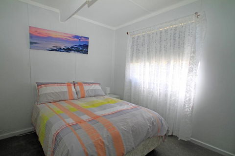Lagoon Riverside Retreat - Darwin Tourism 1