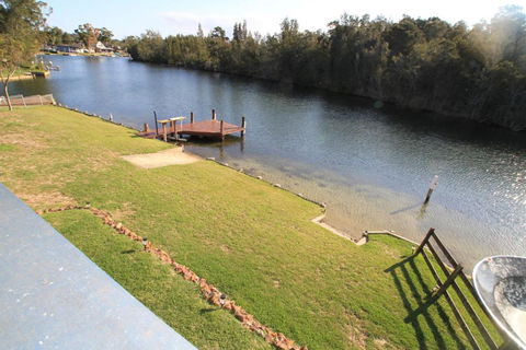 Lagoon Riverside Retreat - Darwin Tourism 2