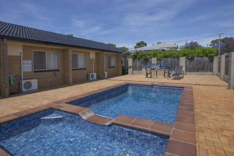 Leichhardt Motor Inn - Darwin Tourism 4