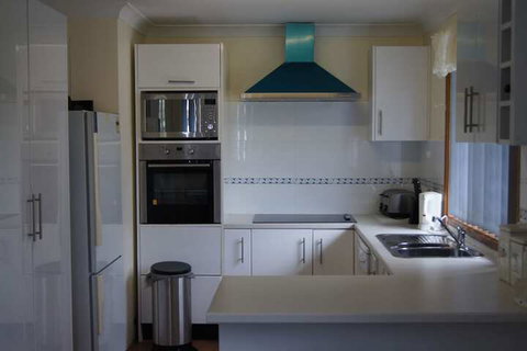 Rennies Beach House - Darwin Tourism 6