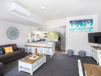 Fairway Haven Getaway - Darwin Tourism 2