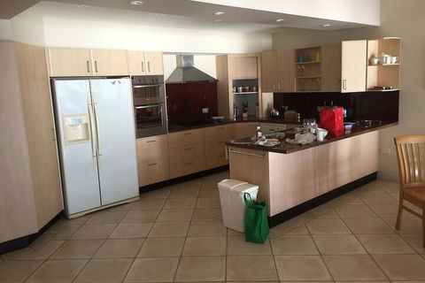 OceanScape Luxury Beachfront Villas - Darwin Tourism 7