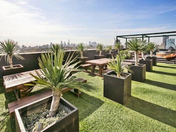 ERICA, 2BDR South Yarra Apartment - Darwin Tourism 2
