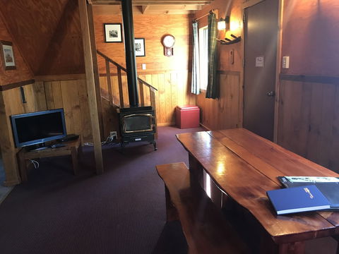 Cradle Mountain Highlanders Cottages - Darwin Tourism 1