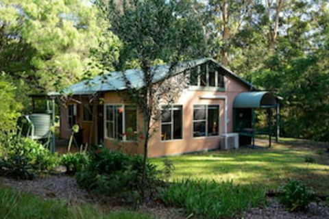 Harmony Forest Accommodation & Vineyard - Darwin Tourism 0