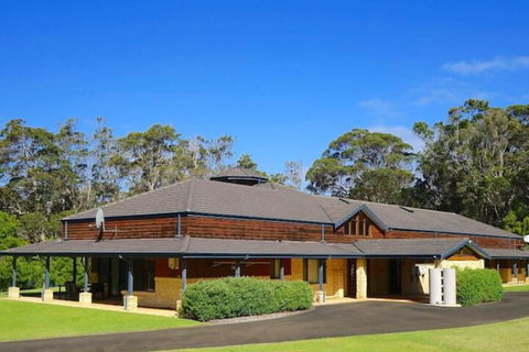 Harmony Forest Accommodation & Vineyard - Darwin Tourism 2