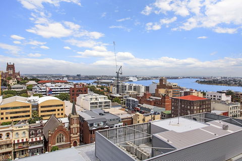 Astra Apartments Newcastle East - Darwin Tourism 6