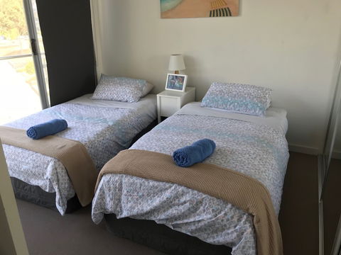 Marina View Apartment On The Maribyrnong River, Melbourne - Darwin Tourism 6