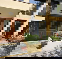 House in Bright - Darwin Tourism