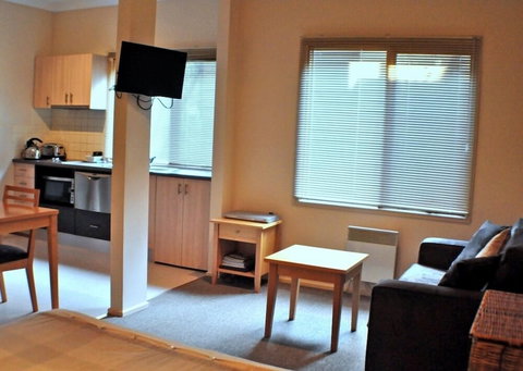 Champagne - Darwin Tourism 2