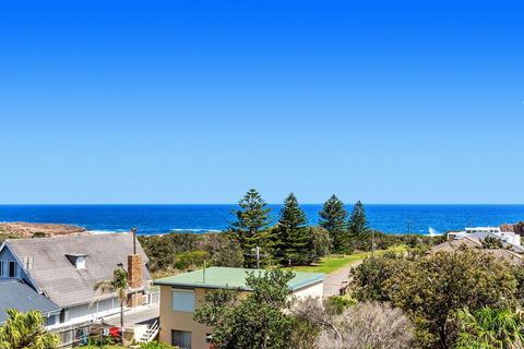 Boat Harbour Beach House 71 Kingsley Drive - Darwin Tourism 2