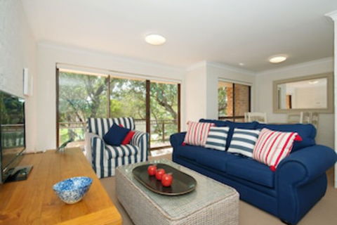 Nicholli Bay Parklands Unit 35 / 2 Gowrie Avenue - Darwin Tourism 0