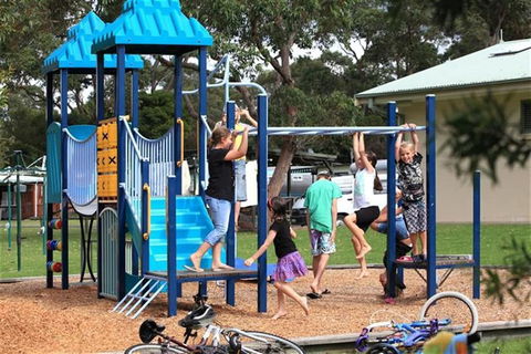 Holiday Haven Swan Lake - Darwin Tourism 4