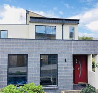 Apollo Bay Seal Apartments - Darwin Tourism