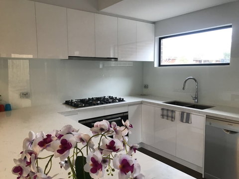 Glen Manor 1 - Darwin Tourism 3