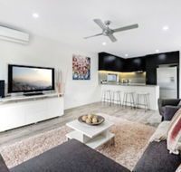Luxury 1 Bedroom home in Broadbeach Waters - Darwin Tourism