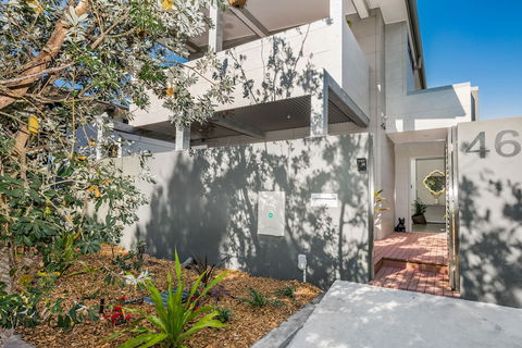 A PERFECT STAY - Catalina's - Darwin Tourism 0