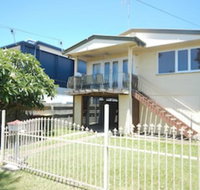 Spacious 2-Storey Home By The Bay Sleeps 12 - Darwin Tourism