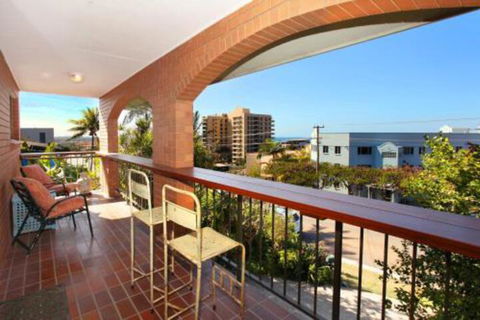 54 Coolum Terrace Coolum Beach - Darwin Tourism 0