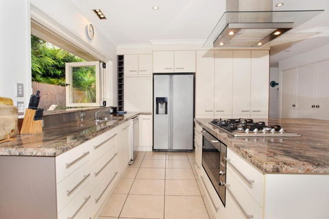 11 Dalmor Court Coolum Beach Pet Friendly Linen Supplied 500 BOND - Darwin Tourism 6
