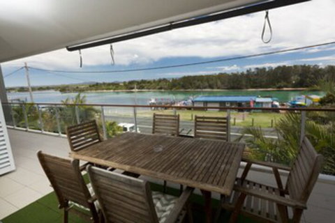 Waterline 202 - Darwin Tourism 0