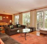 Villa 3br Bella Vista Resort Condo located within Cypress Lakes Resort nothing is more central - Darwin Tourism