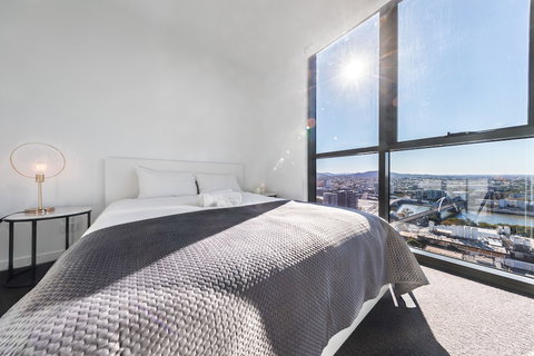 Lucid - Darwin Tourism 4