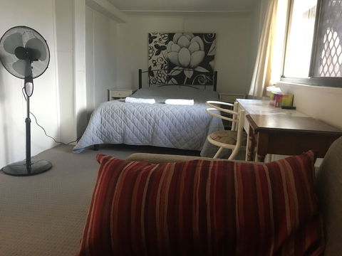 Nerang 66 House - Darwin Tourism 3
