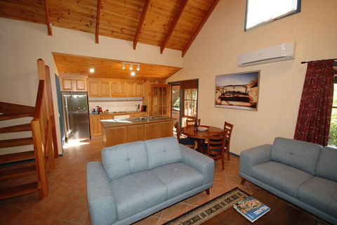 Garden Cottage Beechworth - Darwin Tourism 6