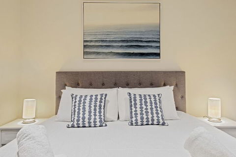 New 2 Bedroom Apt Minutes Walking To Darling Harbour - Darwin Tourism 5