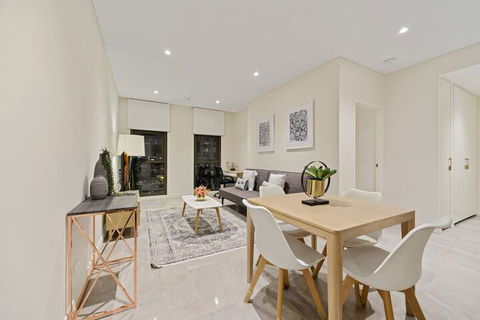 New 2 Bedroom Apt Minutes Walking To Darling Harbour - Darwin Tourism 6