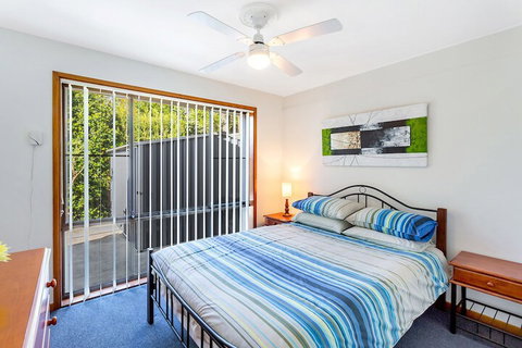 Campbell Avenue 28 - Darwin Tourism 1