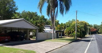 La Casa De Playa - Darwin Tourism 0