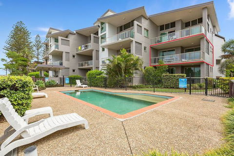 BEACH BLISS LUXURIOUS APARTMENT With POOL - Darwin Tourism 0