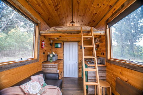 Double Oaks Tiny House - Darwin Tourism 4