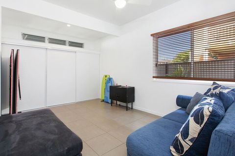 BEACH HOUSE On PEARL - Darwin Tourism 5