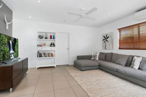 BEACH HOUSE On PEARL - Darwin Tourism 2