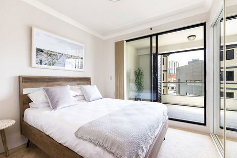 Surry Hills 1012 Elizabeth Apartment - Darwin Tourism 6