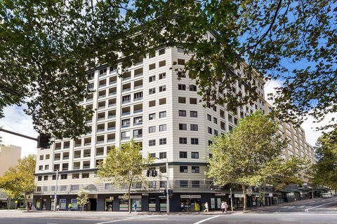 Surry Hills 1012 Elizabeth Apartment - Darwin Tourism 1
