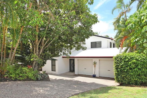 8 Springfield Avenue Pet Friendly Linen Included - Darwin Tourism 3