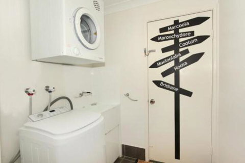 Unit 1 / 14 Tamarindus Street Marcoola Beach Pet Friendly 300 BOND Linen Supplied - Darwin Tourism 6