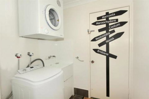 Unit 1 / 14 Tamarindus Street Marcoola Beach Pet Friendly 300 BOND Linen Supplied - Darwin Tourism 3