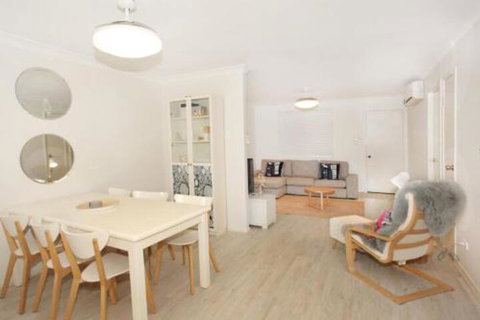 Unit 1 / 14 Tamarindus Street Marcoola Beach Pet Friendly 300 BOND Linen Supplied - Darwin Tourism 2