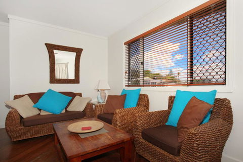Unit 9 Coolum Blueseas Coolum Beach - Darwin Tourism 4