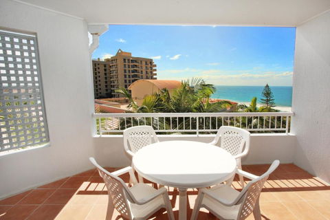 Unit 9 Coolum Blueseas Coolum Beach - Darwin Tourism 1
